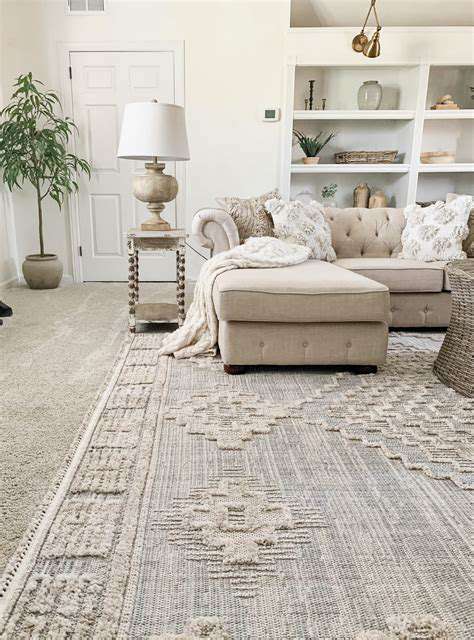 UpholsteryandAreaRugs:BeyondtheFloor